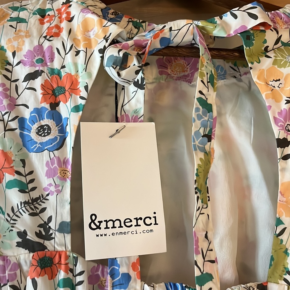 enmerci Bubble hem Flower Garden floral dress. Sz M - Picture 9 of 12
